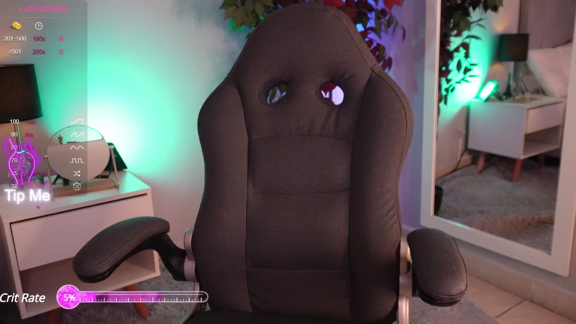 Gallery image thumbnail from emma_colucci's myfreecams stream on, 05/08/2025, 20:23 image 2 of 20