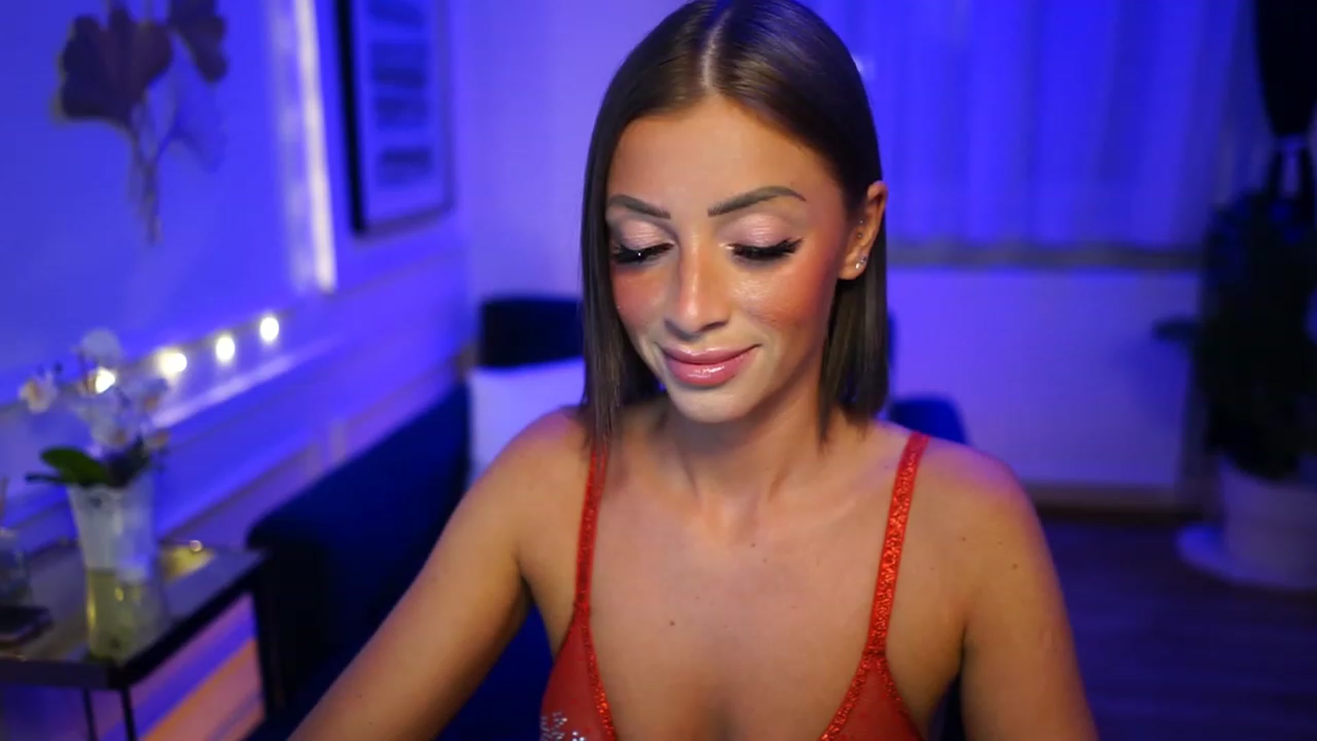 Gallery image thumbnail from emma_ruby's myfreecams stream on, 12/07/2022, 18:39 image 18 of 20