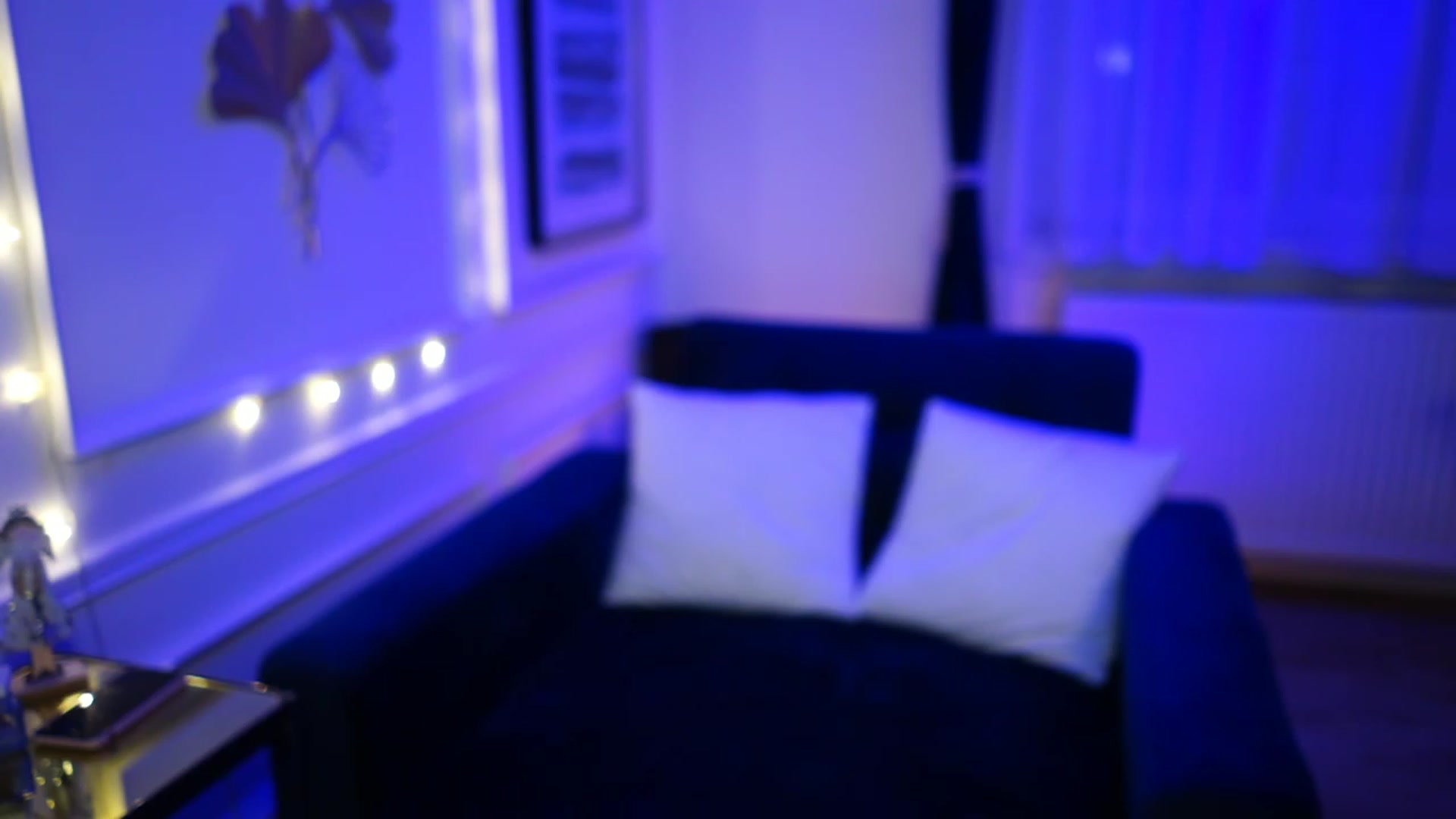 Gallery image thumbnail from emma_ruby's myfreecams stream on, 12/28/2022, 19:39 image 5 of 20