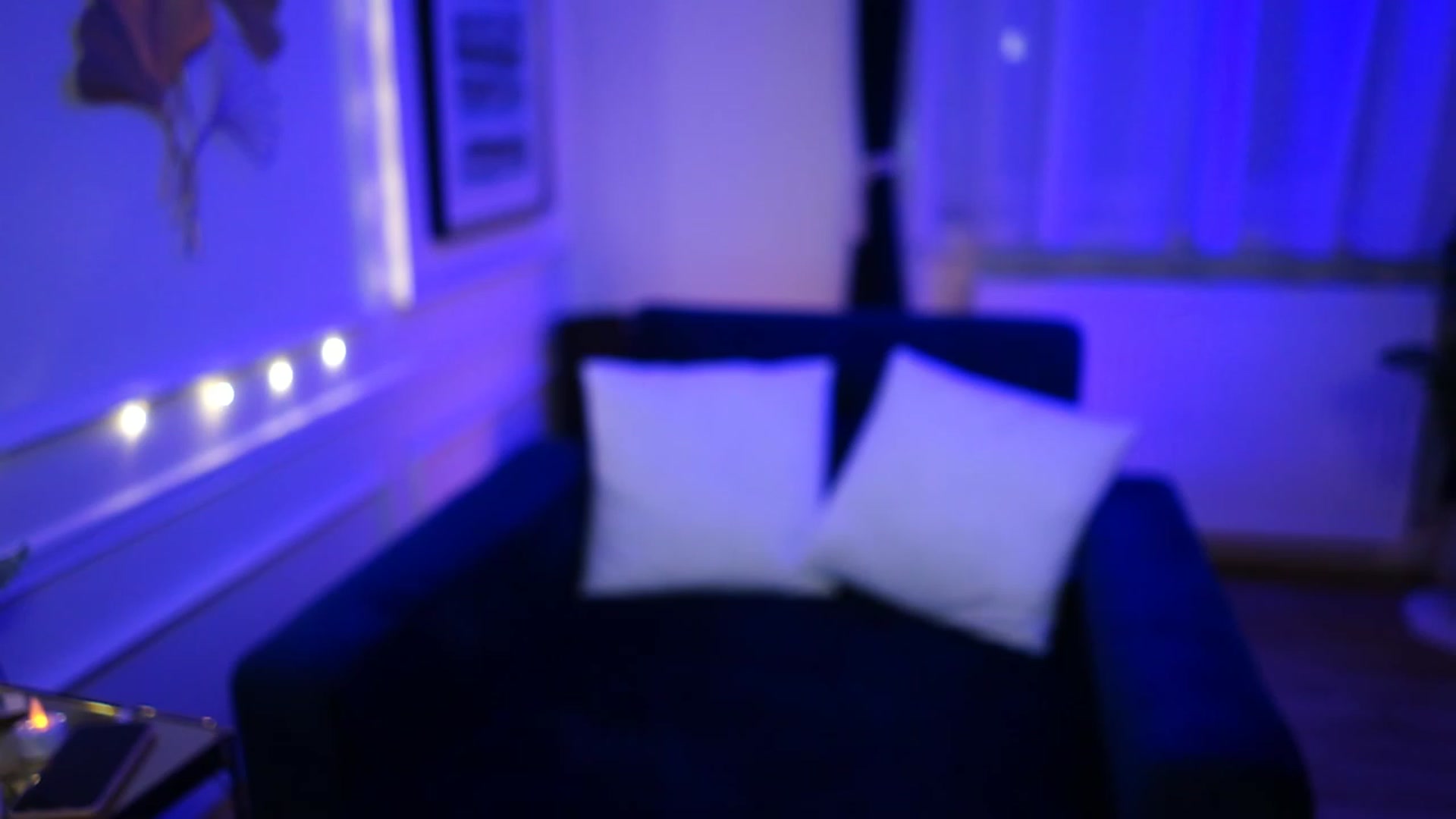 Gallery image thumbnail from emma_ruby's myfreecams stream on, 12/30/2022, 20:32 image 1 of 20
