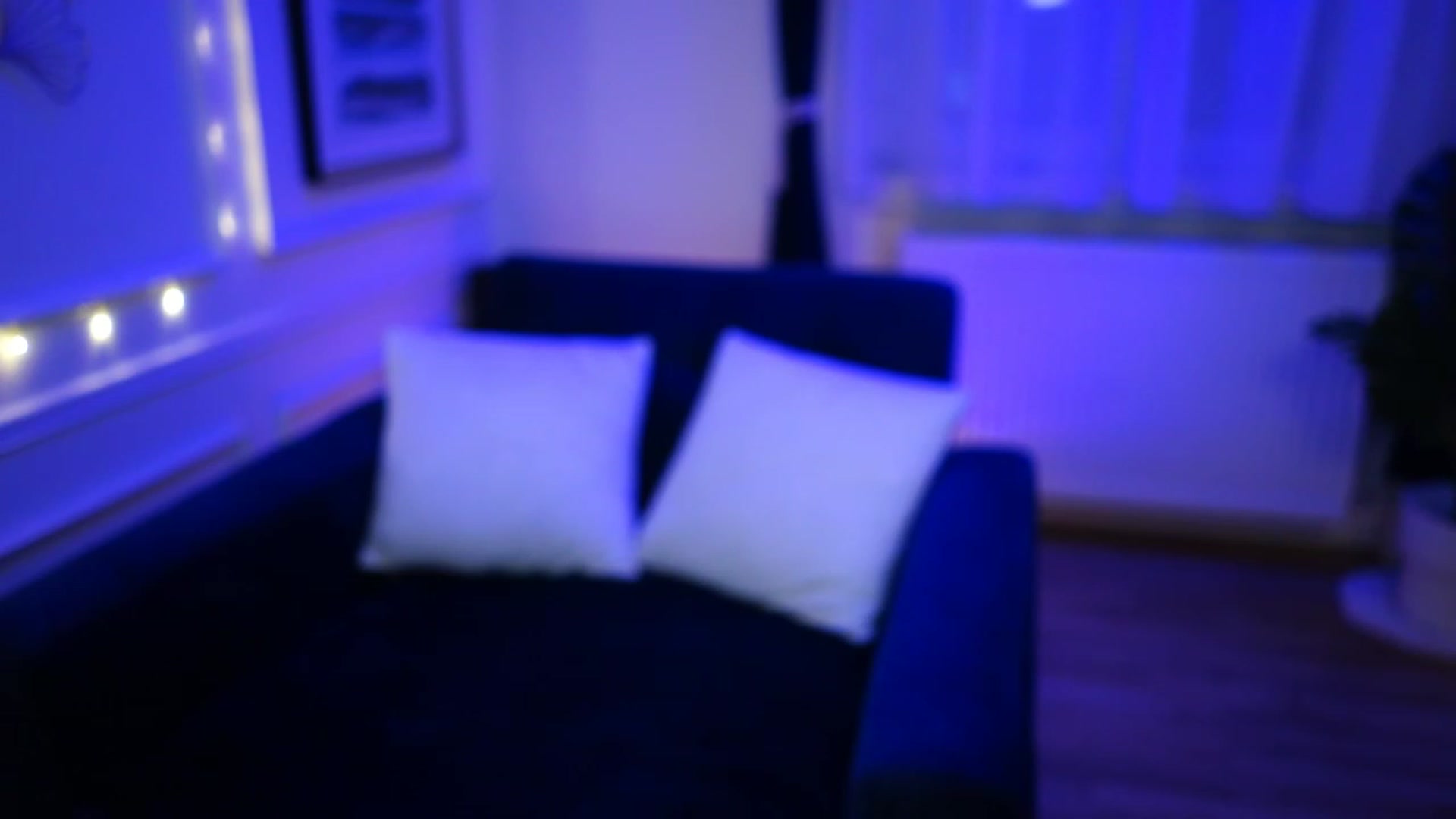 Gallery image thumbnail from emma_ruby's myfreecams stream on, 12/31/2022, 23:40 image 4 of 20