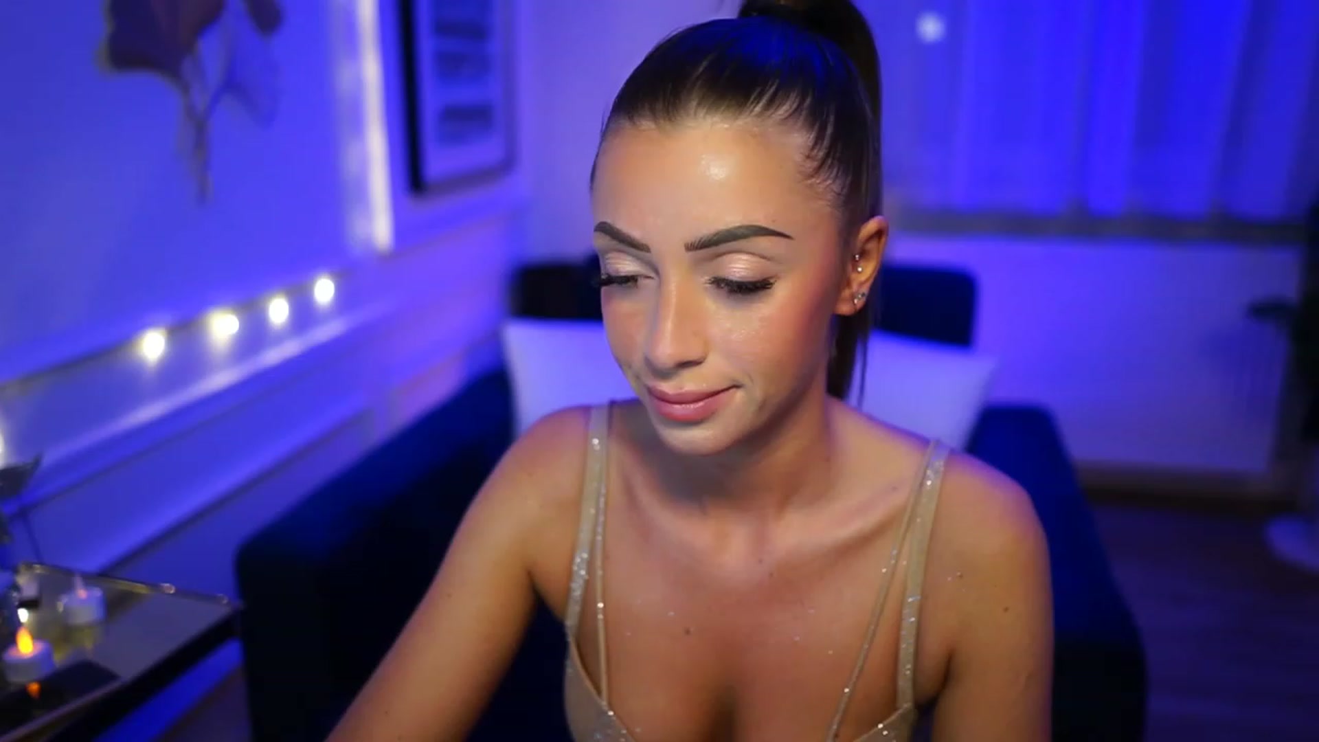 Gallery image thumbnail from emma_ruby's myfreecams stream on, 01/01/2023, 01:50 image 19 of 20