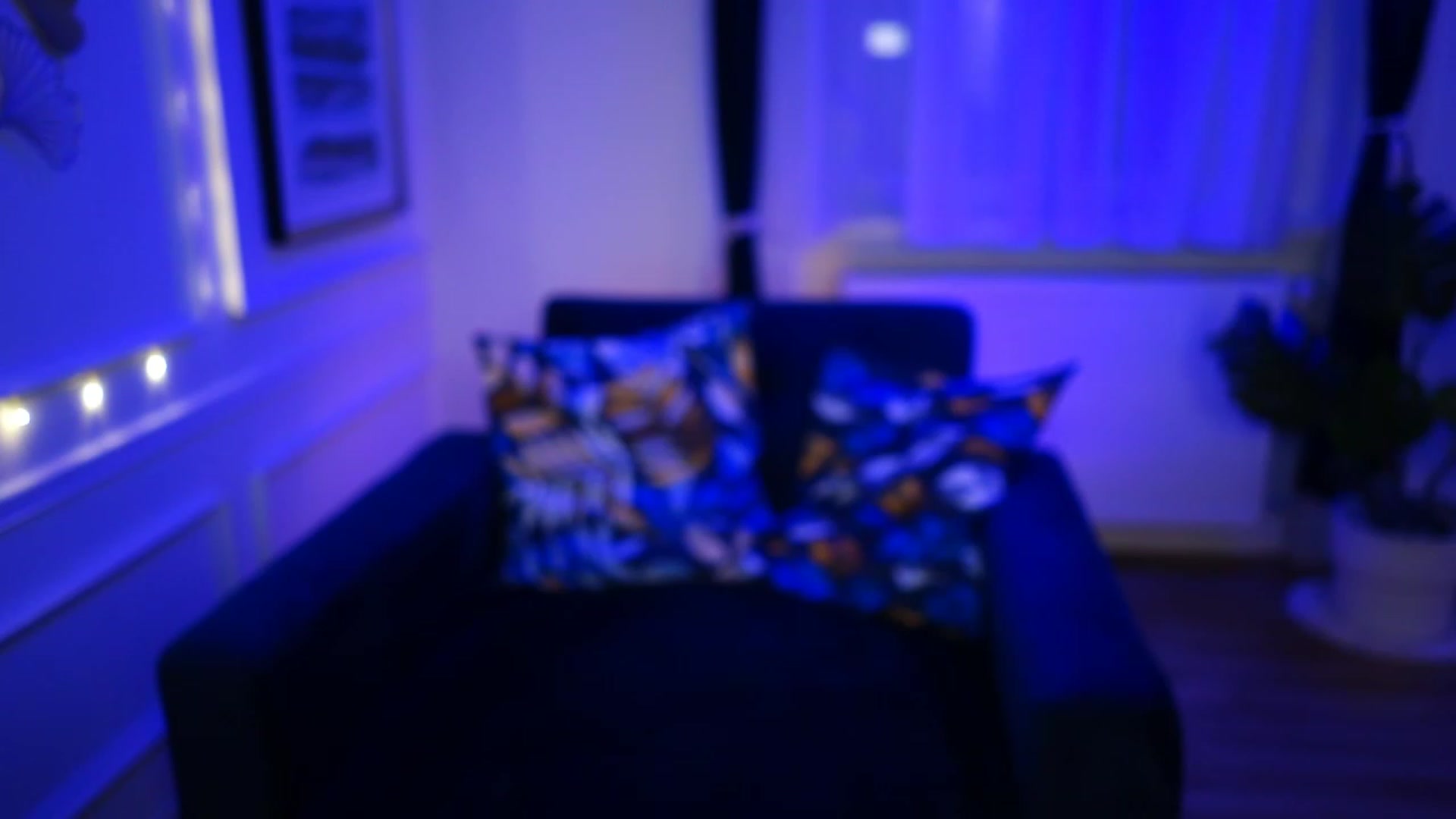 Gallery image thumbnail from emma_ruby's myfreecams stream on, 01/20/2023, 18:09 image 13 of 20