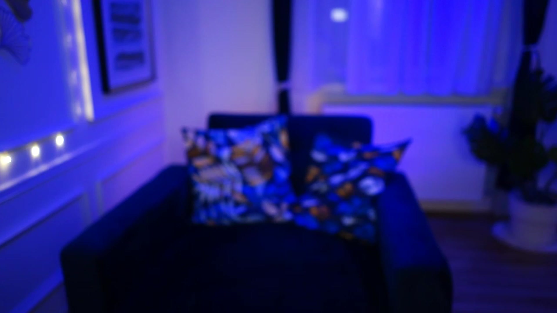 Gallery image thumbnail from emma_ruby's myfreecams stream on, 01/20/2023, 18:09 image 12 of 20