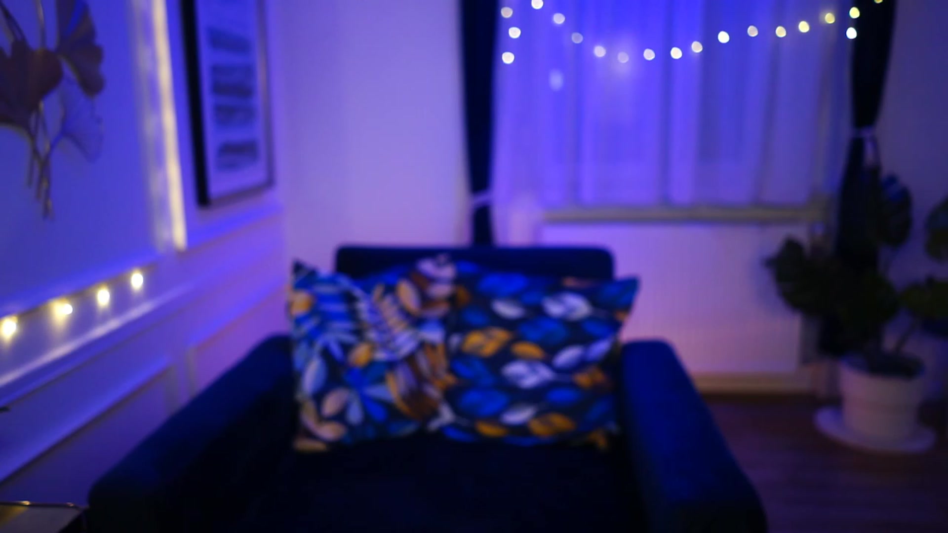 Gallery image thumbnail from emma_ruby's myfreecams stream on, 01/25/2023, 17:20 image 5 of 20