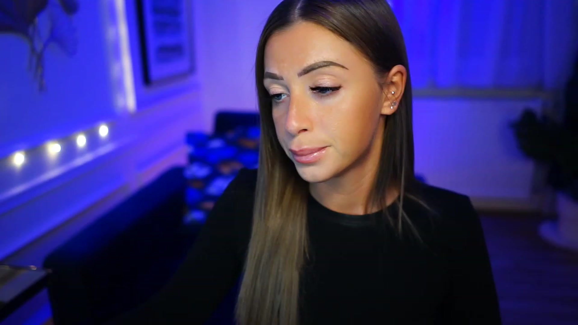 Gallery image thumbnail from emma_ruby's myfreecams stream on, 01/27/2023, 14:45 image 18 of 20