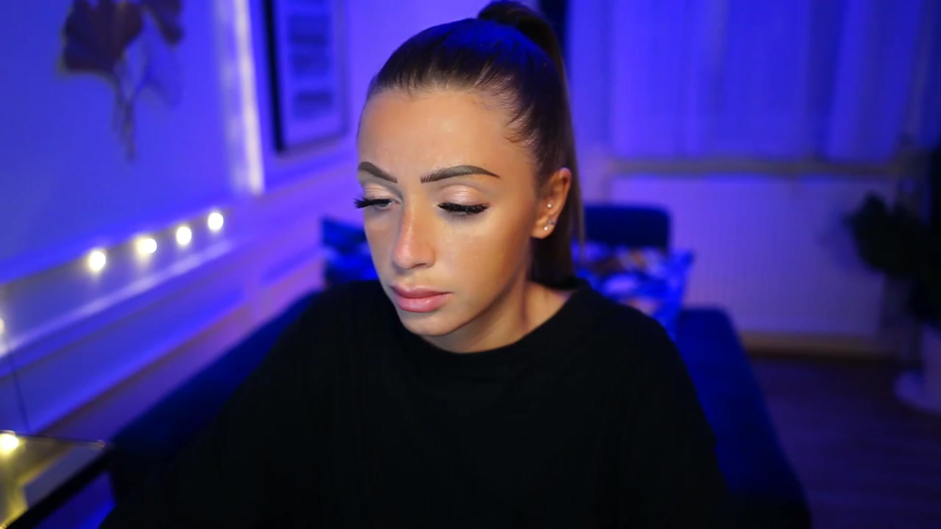 Gallery image thumbnail from emma_ruby's myfreecams stream on, 01/30/2023, 18:24 image 1 of 20