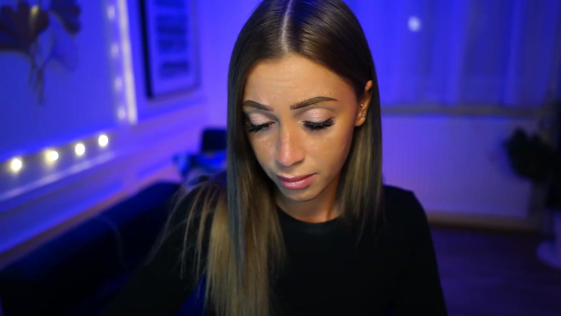 Gallery image thumbnail from emma_ruby's myfreecams stream on, 01/31/2023, 16:56 image 12 of 20