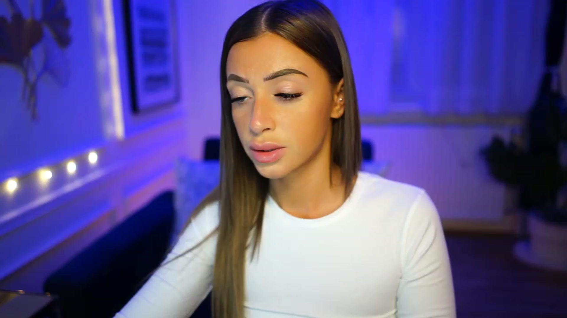 Gallery image thumbnail from emma_ruby's myfreecams stream on, 02/02/2023, 13:48 image 20 of 20