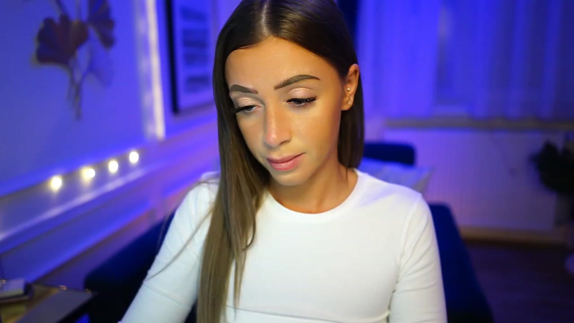 Gallery image thumbnail from emma_ruby's myfreecams stream on, 02/02/2023, 13:48 image 16 of 20