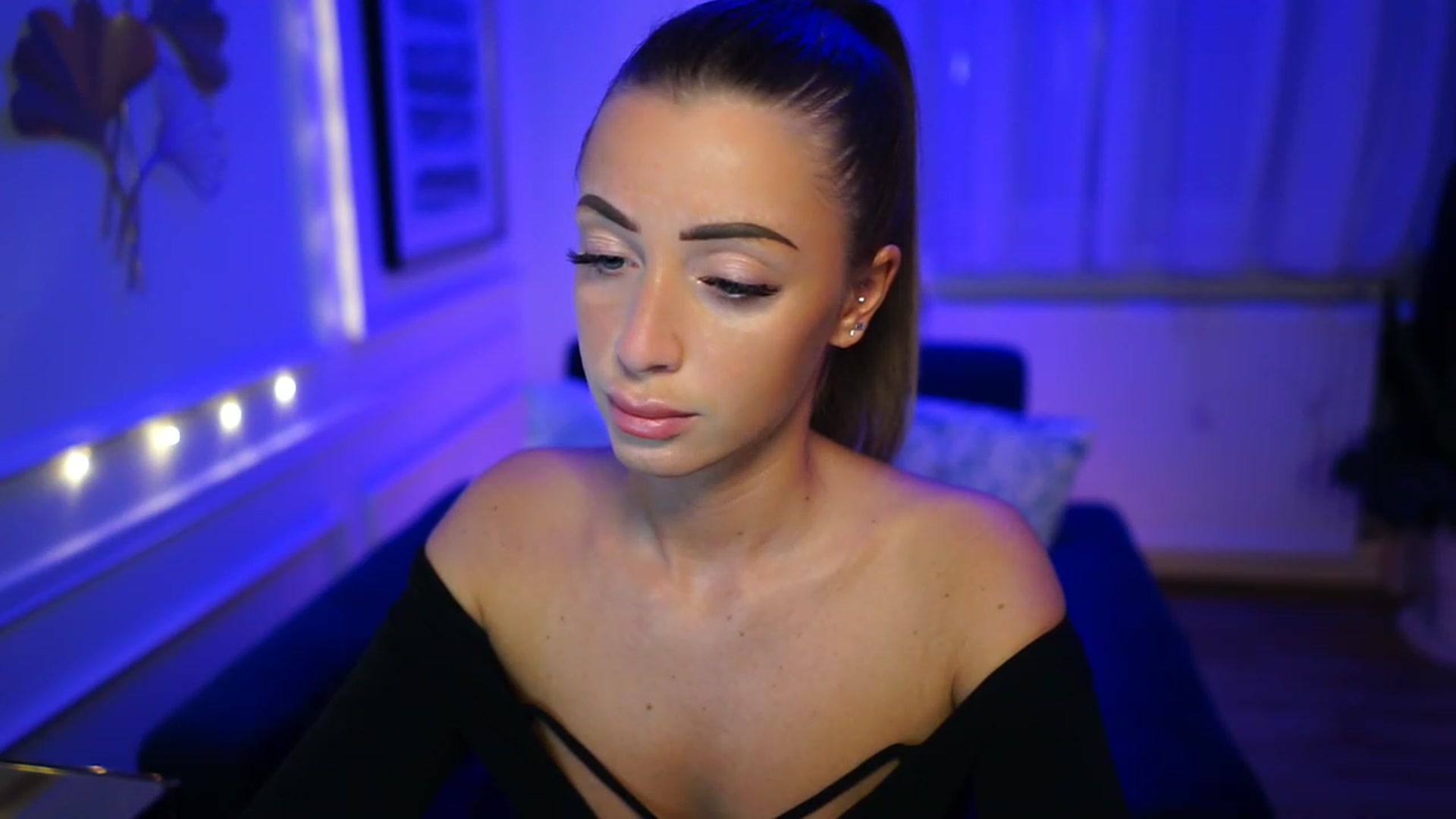 Gallery image thumbnail from emma_ruby's myfreecams stream on, 02/10/2023, 15:59 image 13 of 20
