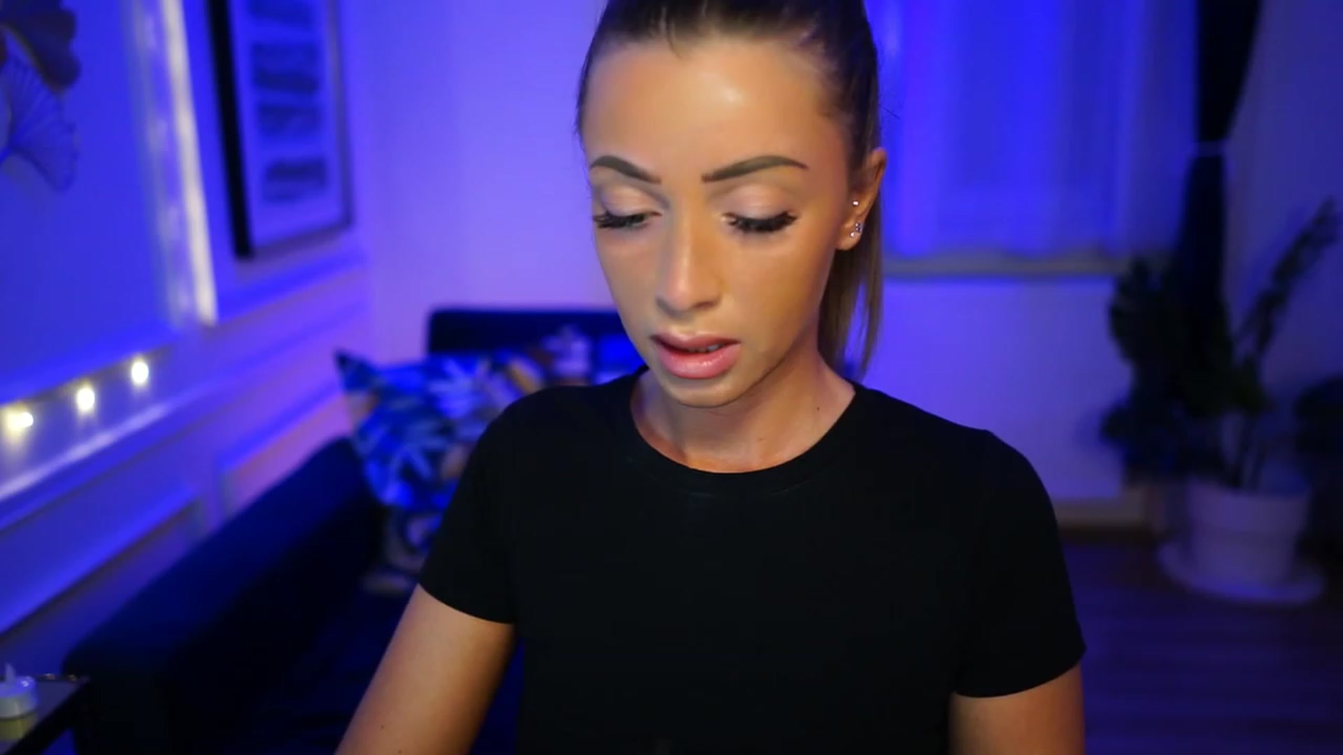 Gallery image thumbnail from emma_ruby's myfreecams stream on, 03/02/2023, 17:25 image 20 of 20
