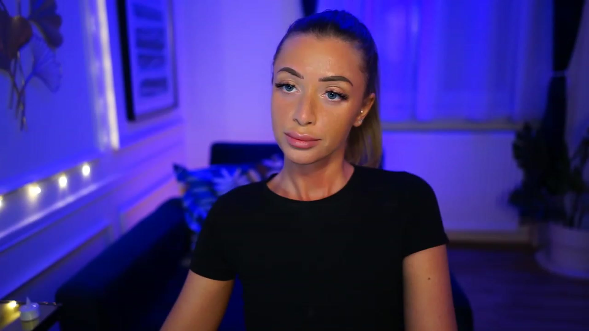 Gallery image thumbnail from emma_ruby's myfreecams stream on, 03/02/2023, 19:50 image 15 of 20