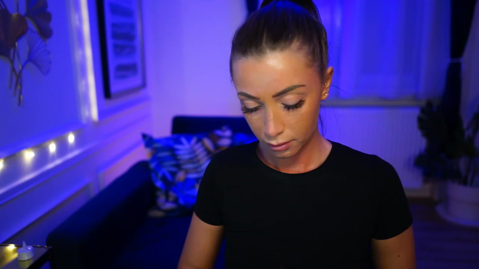 Gallery image thumbnail from emma_ruby's myfreecams stream on, 03/02/2023, 19:50 image 14 of 20