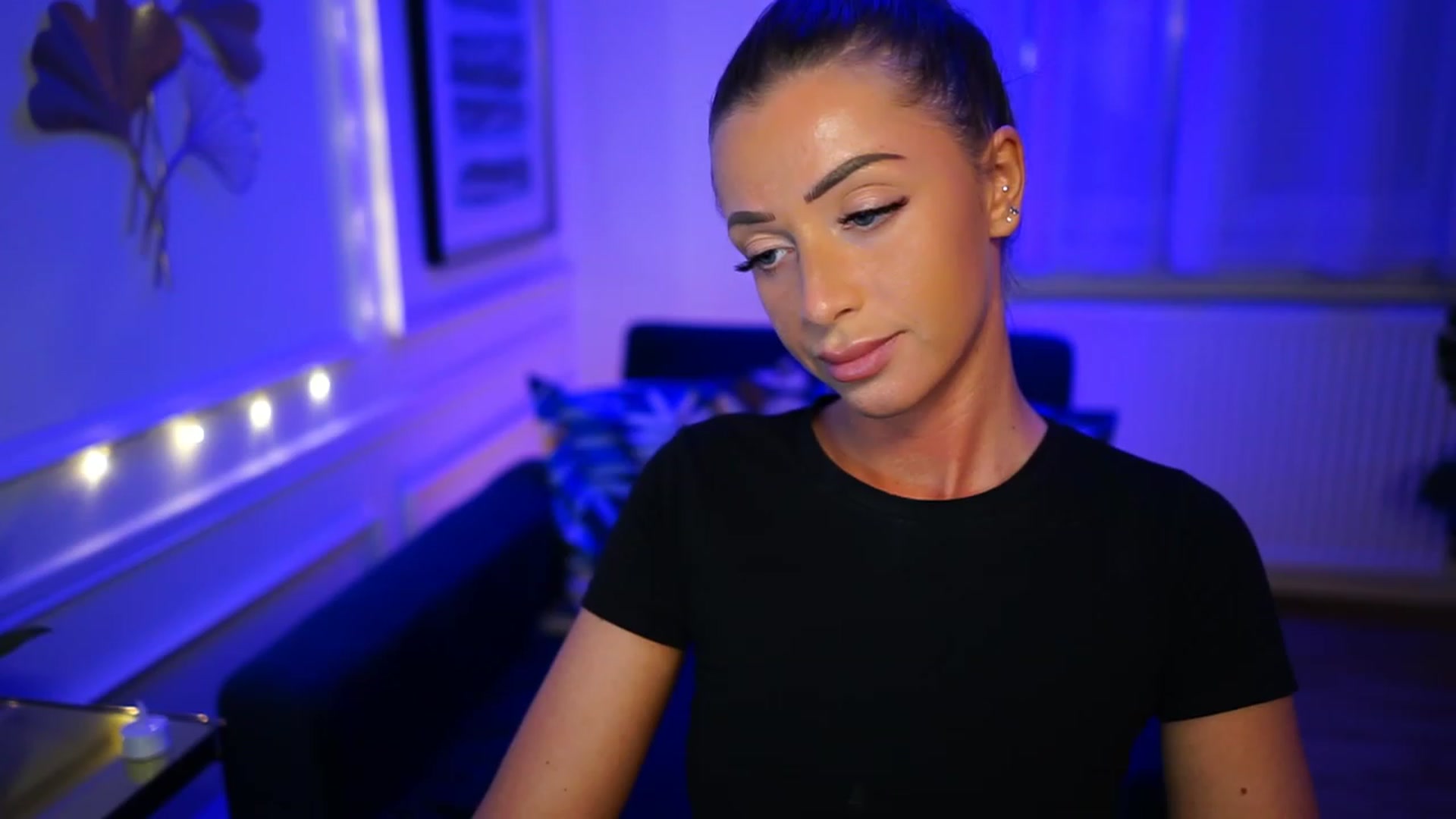 Gallery image thumbnail from emma_ruby's myfreecams stream on, 03/02/2023, 19:50 image 19 of 20