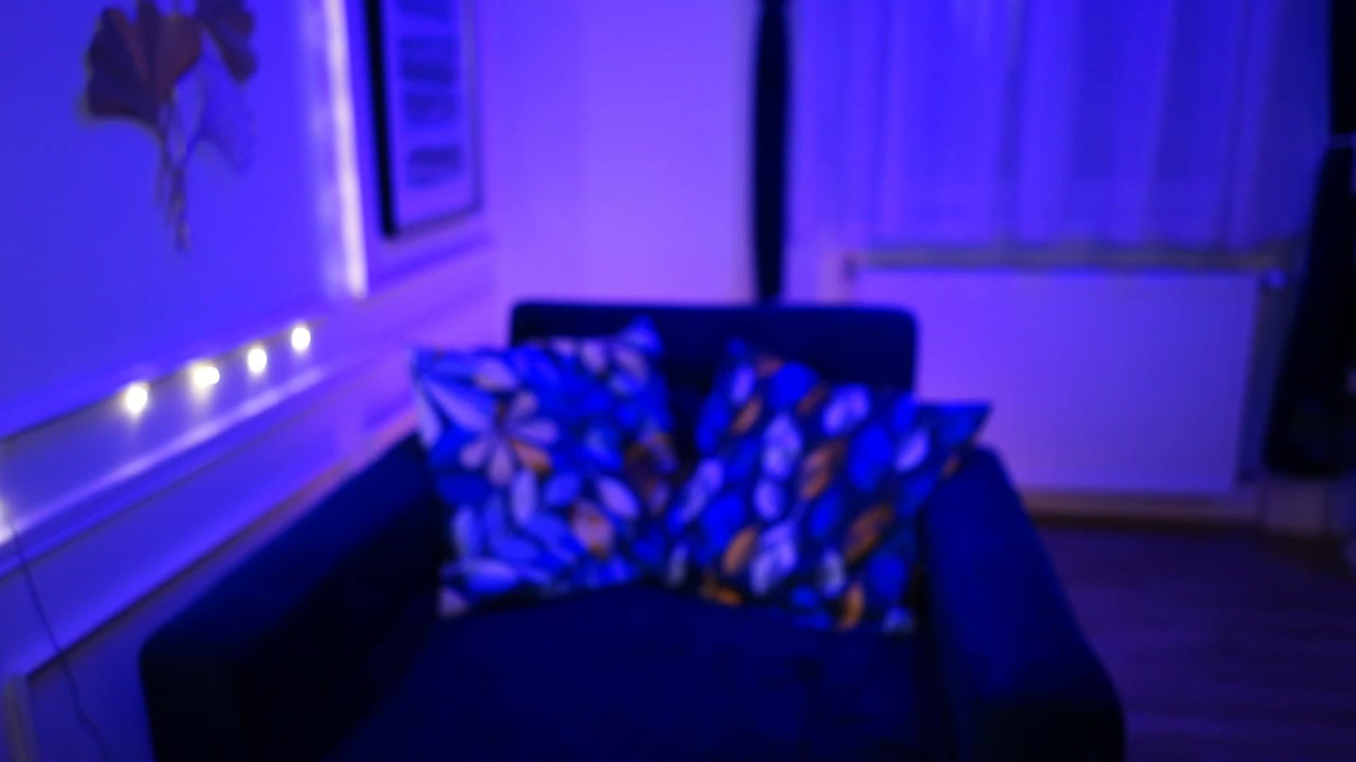 Gallery image thumbnail from emma_ruby's myfreecams stream on, 03/18/2023, 17:43 image 12 of 20