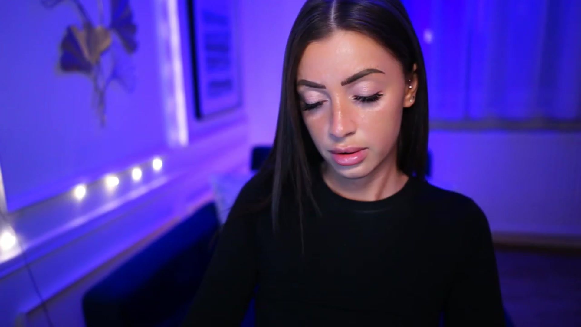 Gallery image thumbnail from emma_ruby's myfreecams stream on, 04/04/2023, 08:23 image 15 of 20