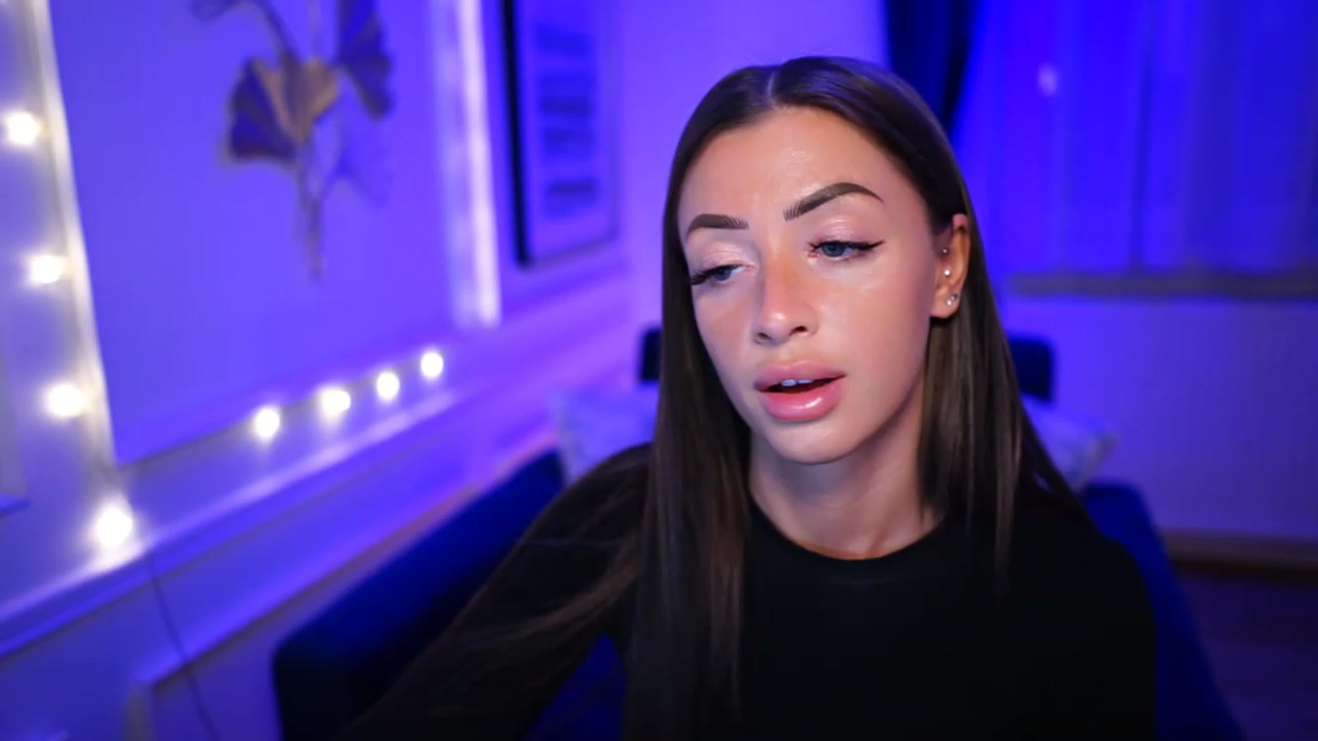 Gallery image thumbnail from emma_ruby's myfreecams stream on, 04/04/2023, 08:23 image 20 of 20