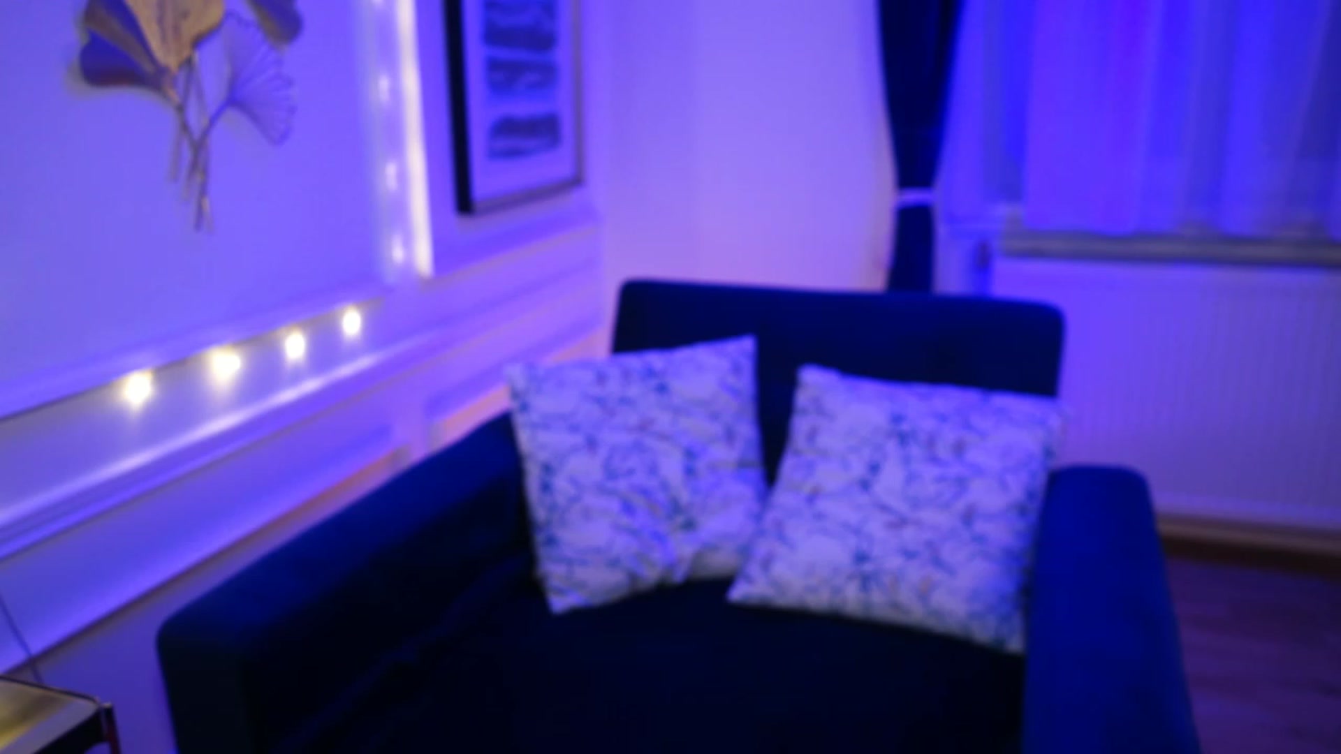 Gallery image thumbnail from emma_ruby's myfreecams stream on, 04/15/2023, 12:51 image 5 of 20