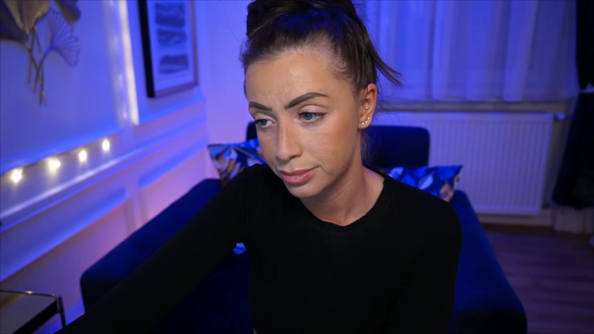 Gallery image thumbnail from emma_ruby's myfreecams stream on, 04/29/2023, 12:00 image 14 of 20