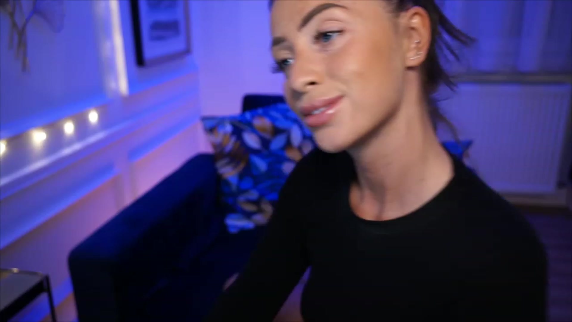 Gallery image thumbnail from emma_ruby's myfreecams stream on, 04/29/2023, 12:00 image 7 of 20
