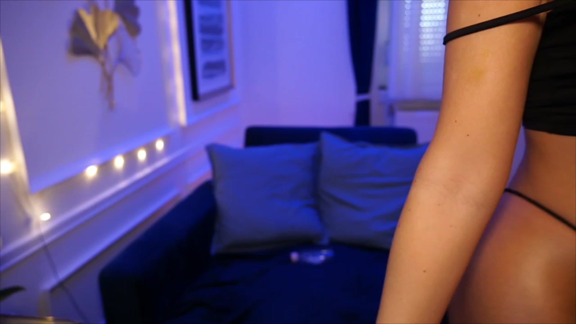 Gallery image thumbnail from emma_ruby's myfreecams stream on, 06/07/2023, 17:01 image 4 of 20
