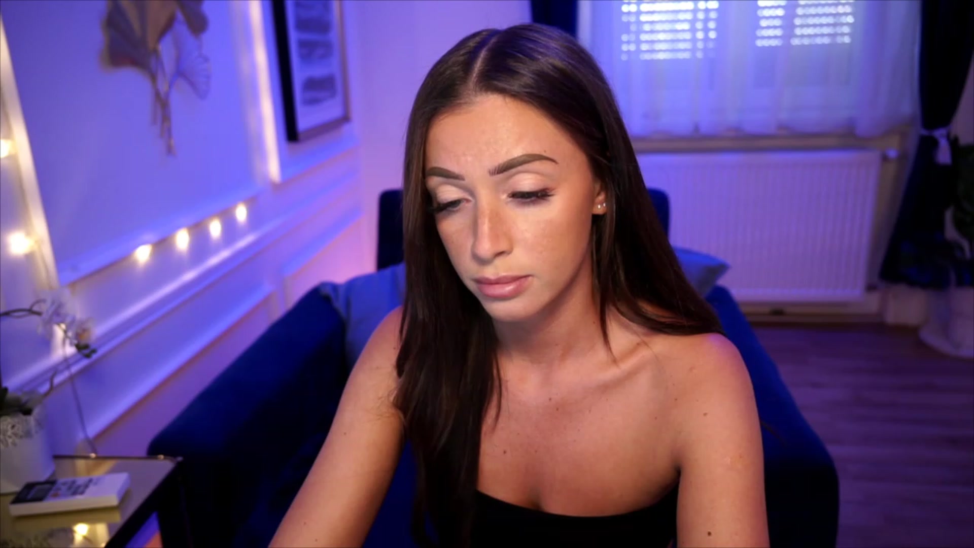 Gallery image thumbnail from emma_ruby's myfreecams stream on, 07/09/2023, 13:03 image 15 of 20