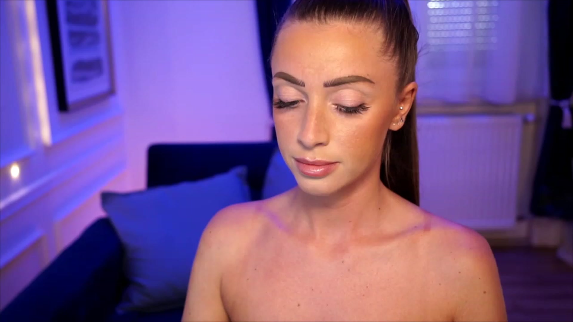 Gallery image thumbnail from emma_ruby's myfreecams stream on, 07/14/2023, 18:09 image 6 of 20