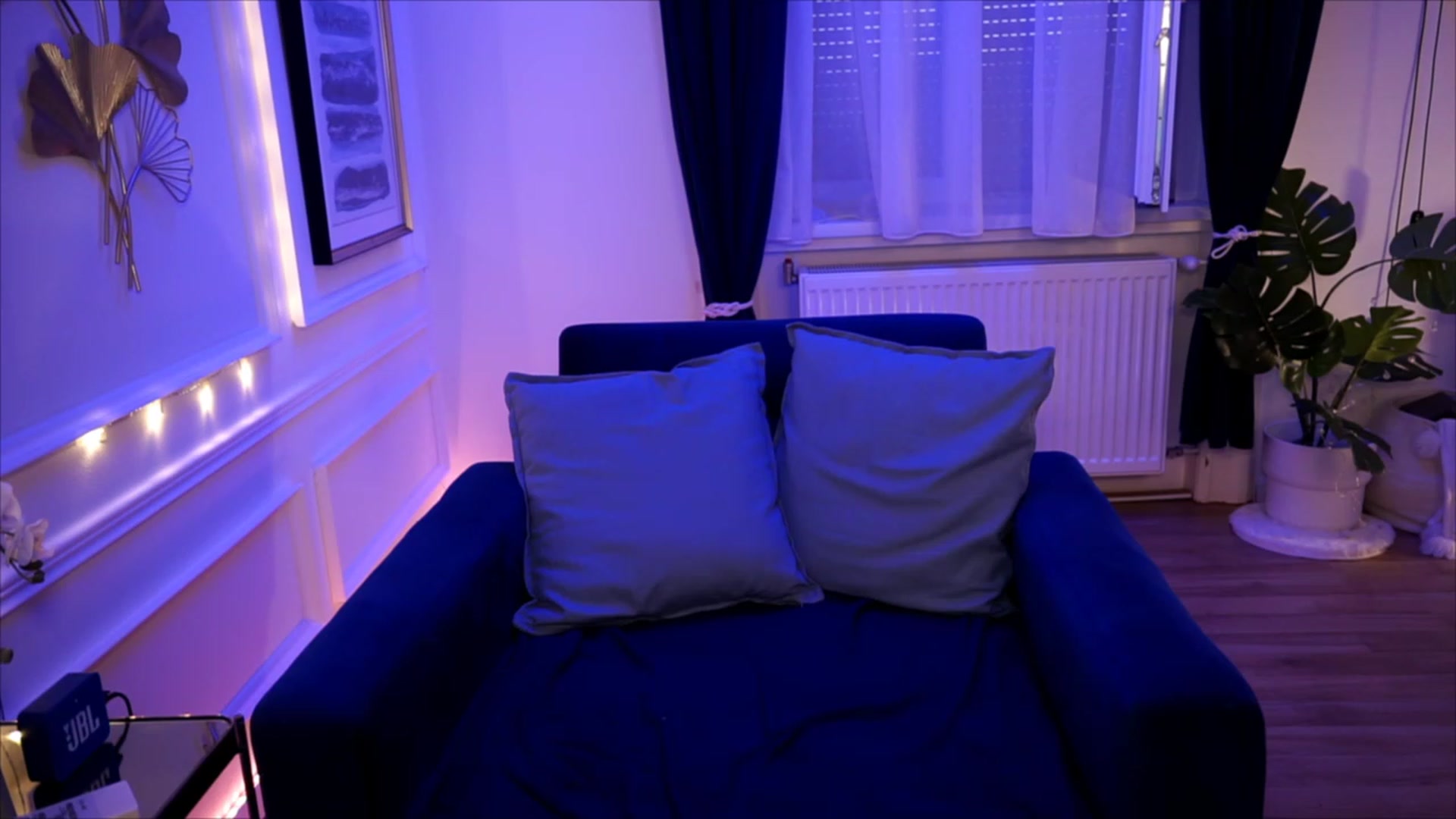 Gallery image thumbnail from emma_ruby's myfreecams stream on, 08/10/2023, 18:19 image 18 of 20