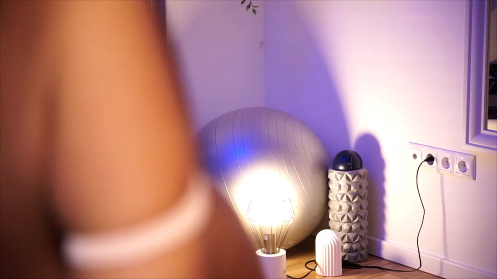 Gallery image thumbnail from emma_ruby's myfreecams stream on, 08/10/2023, 19:46 image 10 of 20