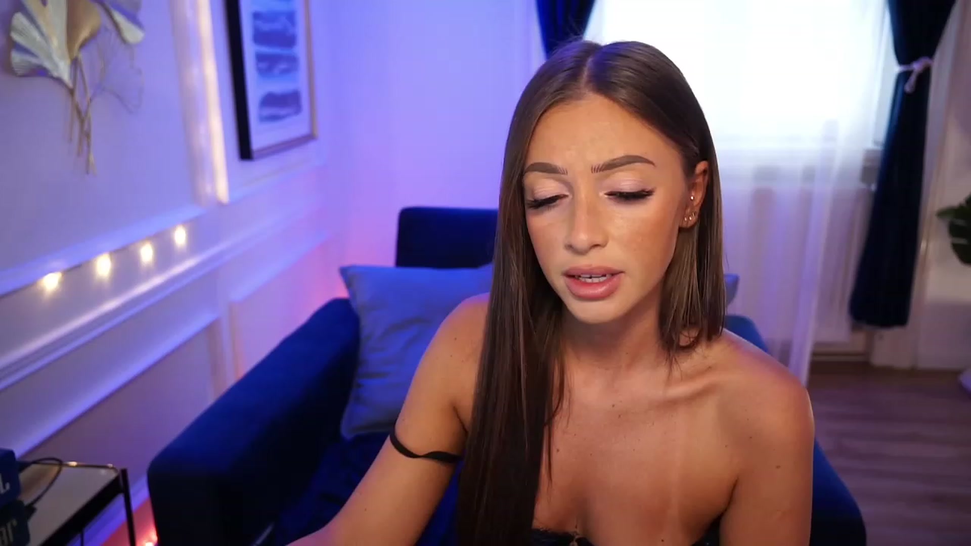 Gallery image thumbnail from emma_ruby's myfreecams stream on, 09/15/2023, 13:02 image 20 of 20