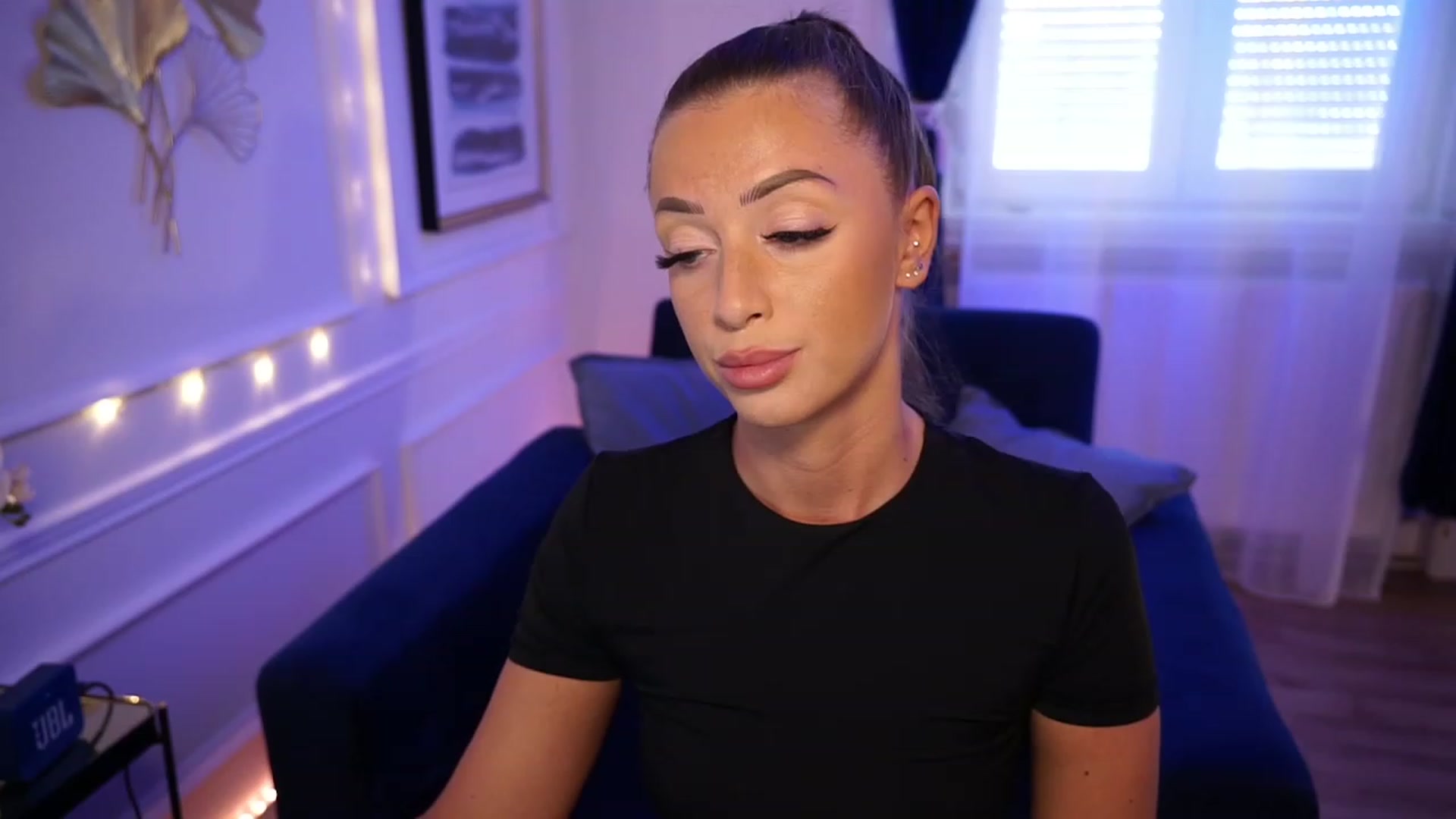 Gallery image thumbnail from emma_ruby's myfreecams stream on, 09/17/2023, 12:43 image 19 of 20