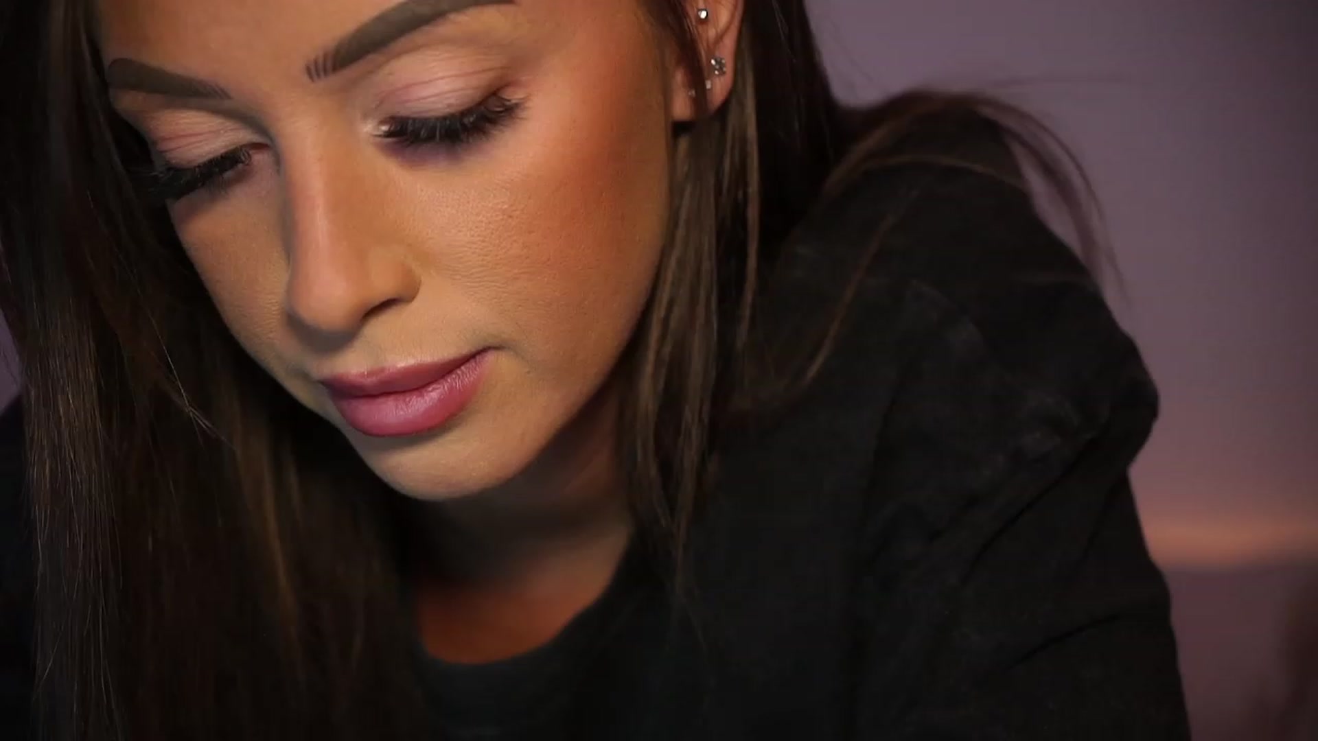 Gallery image thumbnail from emma_ruby's myfreecams stream on, 12/20/2023, 13:04 image 16 of 20