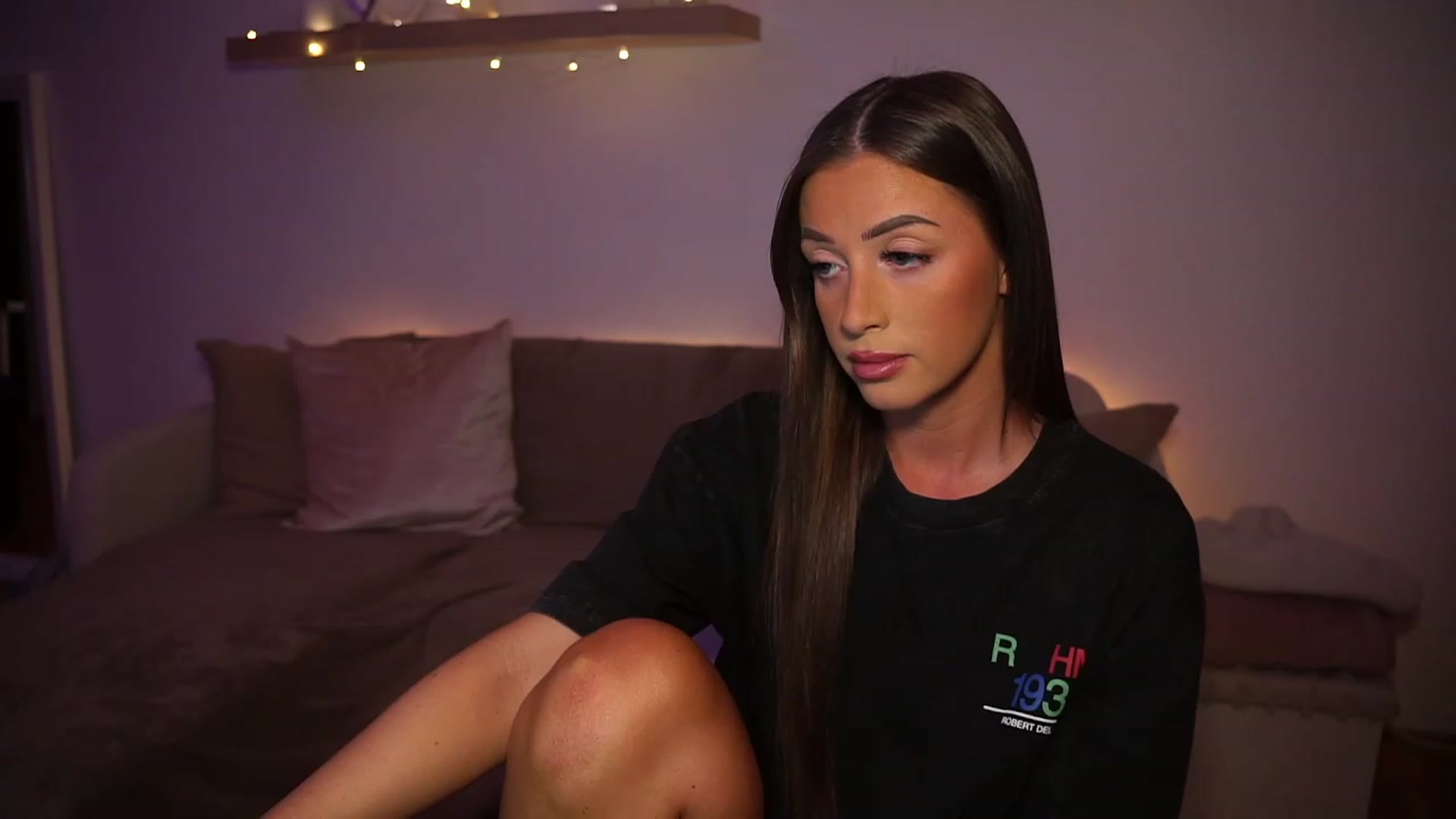 Gallery image thumbnail from emma_ruby's myfreecams stream on, 12/20/2023, 17:46 image 1 of 20