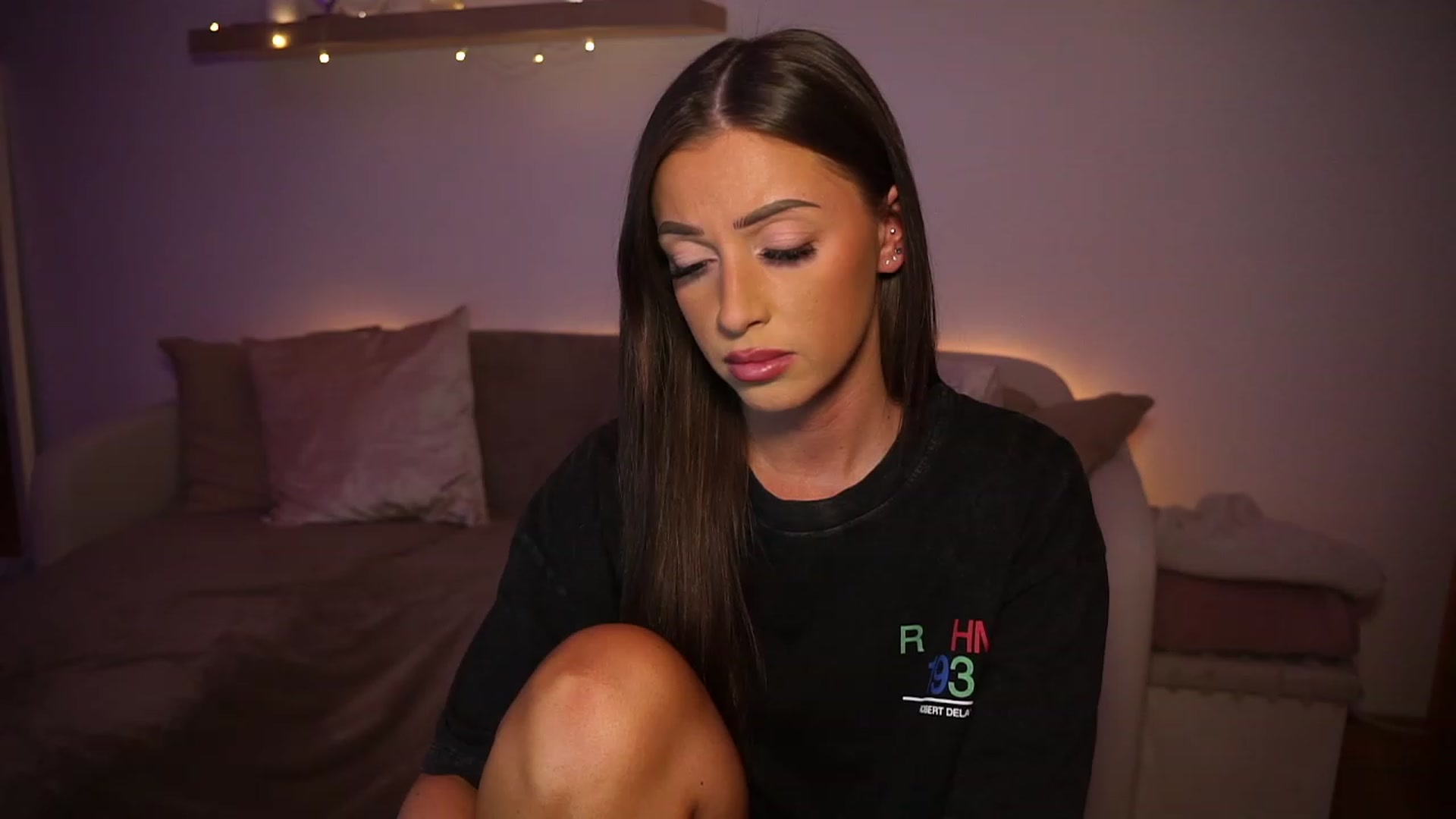 Gallery image thumbnail from emma_ruby's myfreecams stream on, 12/20/2023, 20:42 image 9 of 20
