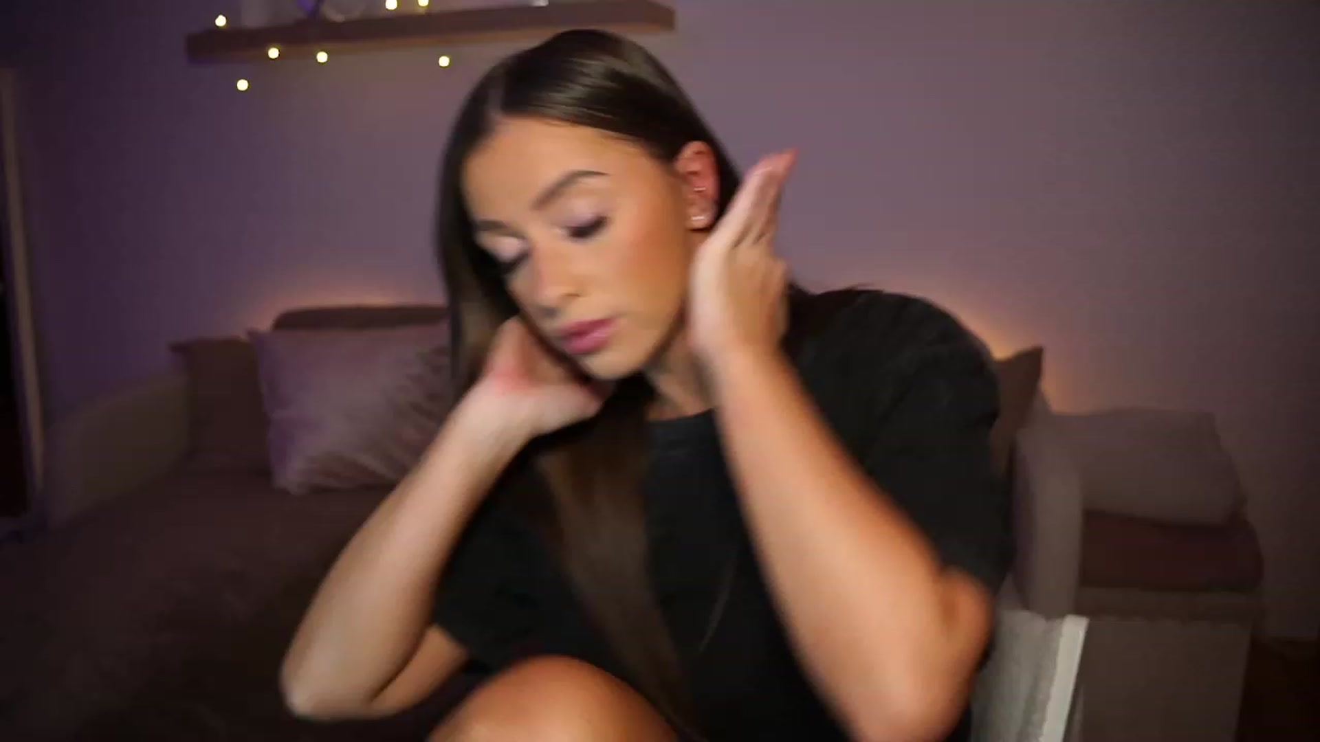 Gallery image thumbnail from emma_ruby's myfreecams stream on, 12/28/2023, 15:56 image 4 of 20