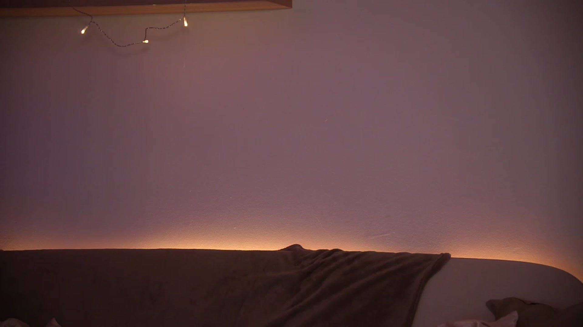 Gallery image thumbnail from emma_ruby's myfreecams stream on, 12/29/2023, 20:34 image 13 of 20