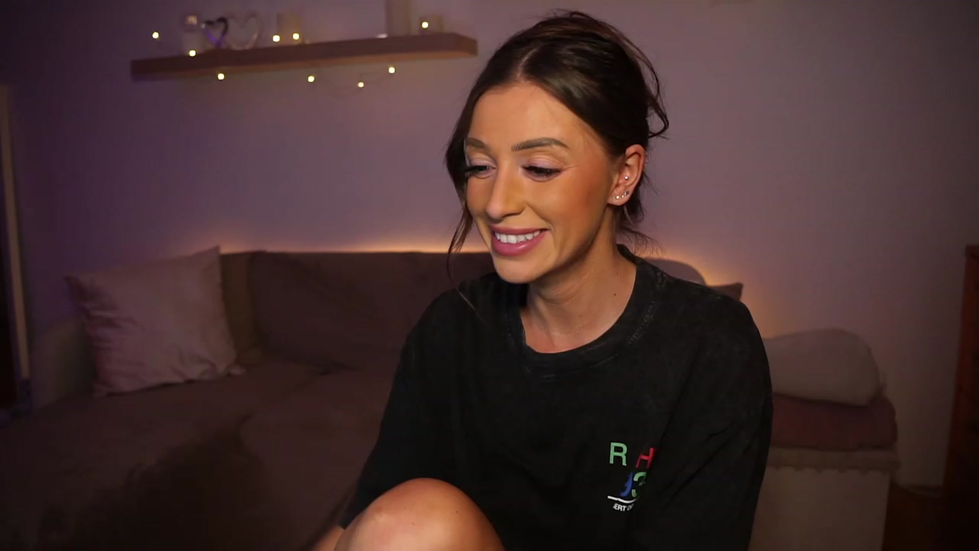 Gallery image thumbnail from emma_ruby's myfreecams stream on, 01/01/2024, 20:44 image 8 of 20