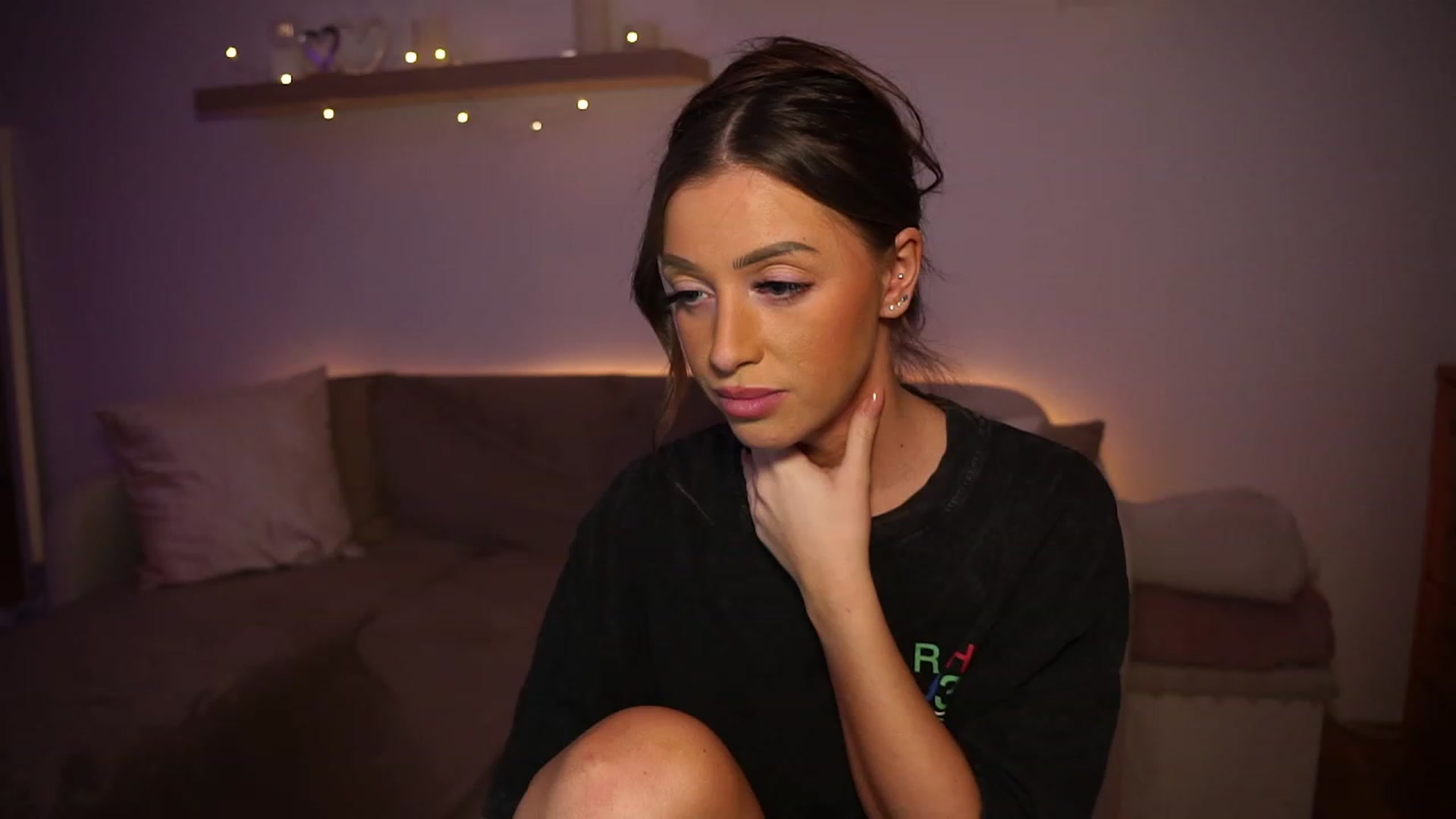 Gallery image thumbnail from emma_ruby's myfreecams stream on, 01/01/2024, 20:44 image 9 of 20