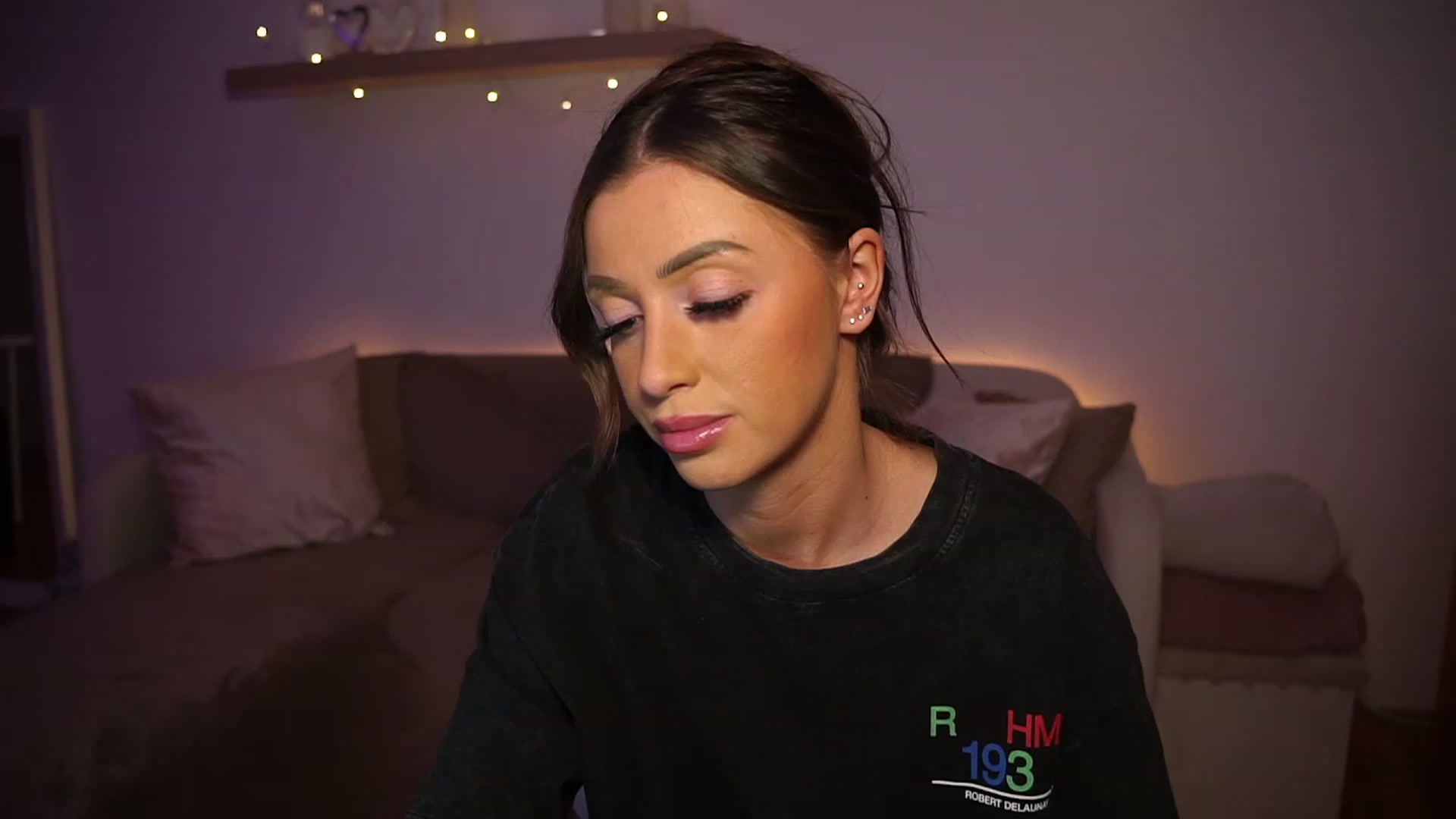 Gallery image thumbnail from emma_ruby's myfreecams stream on, 01/01/2024, 20:44 image 18 of 20