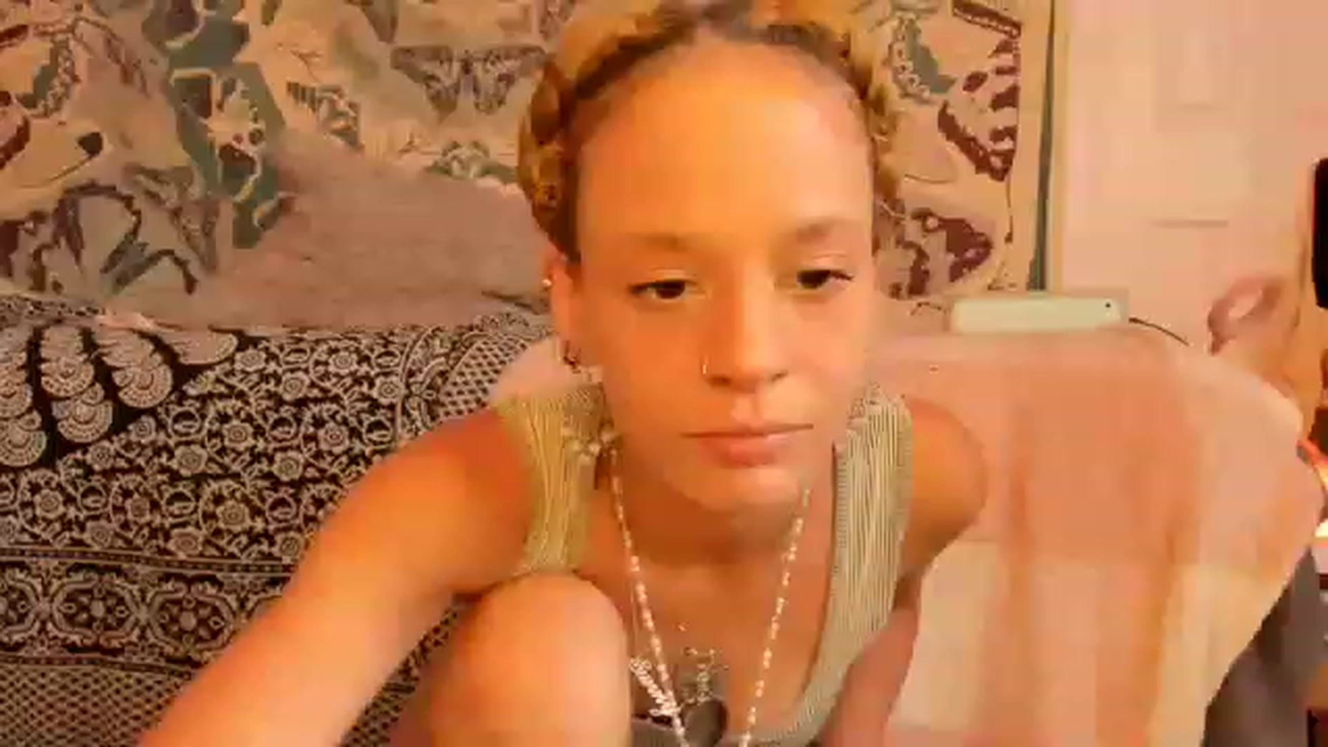 Gallery image thumbnail from ened3i's myfreecams stream on, 06/12/2023, 22:02 image 1 of 20