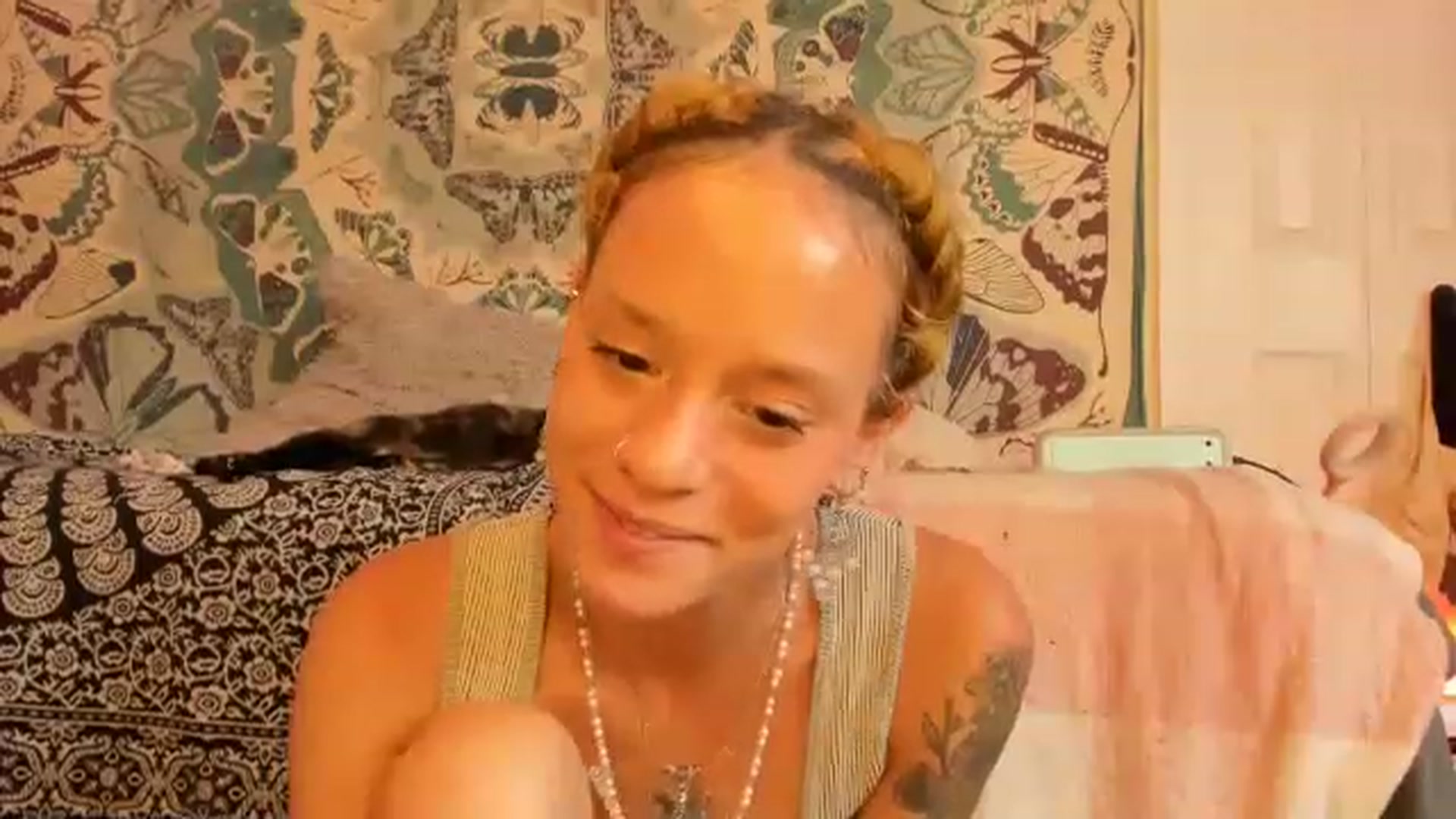 Gallery image thumbnail from ened3i's myfreecams stream on, 06/12/2023, 22:02 image 19 of 20