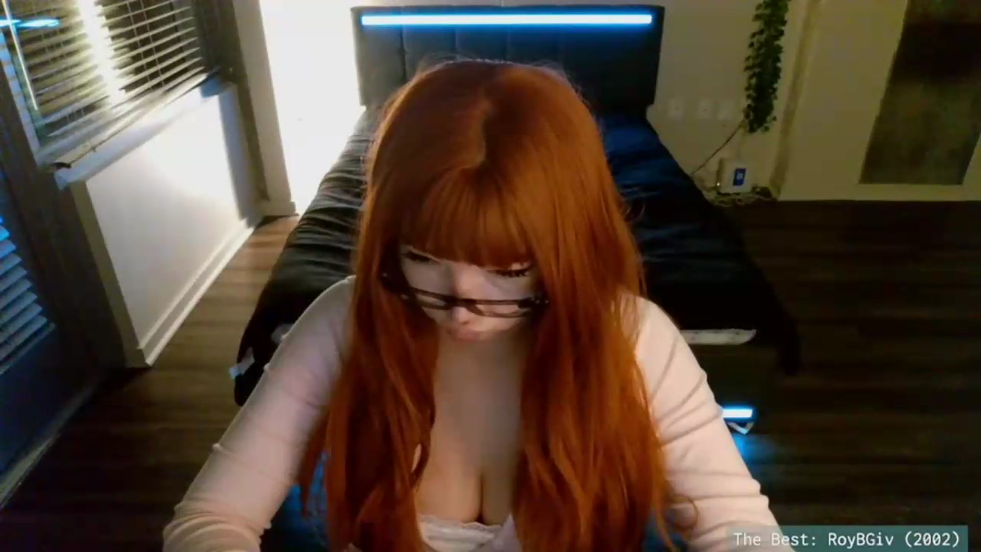 Gallery image thumbnail from error0o0o0ro0's myfreecams stream on, 06/19/2026, 06:28 image 17 of 20