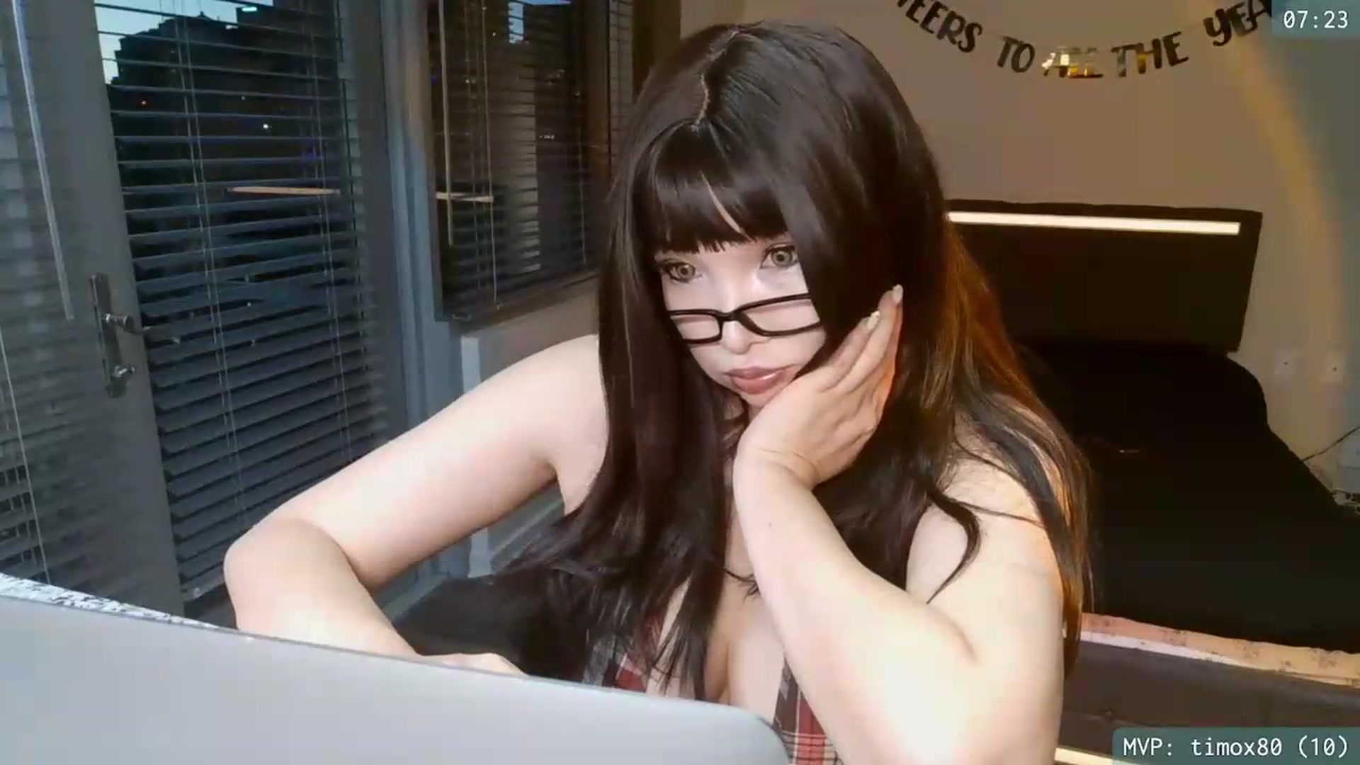 Gallery image thumbnail from error0o0o0ro0's myfreecams stream on, 06/27/2026, 04:09 image 8 of 20
