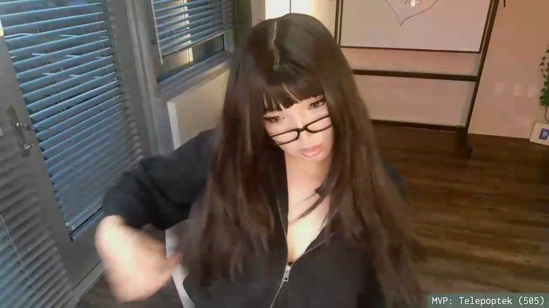 Gallery image thumbnail from error0o0o0ro0's myfreecams stream on, 07/03/2026, 03:22 image 17 of 20