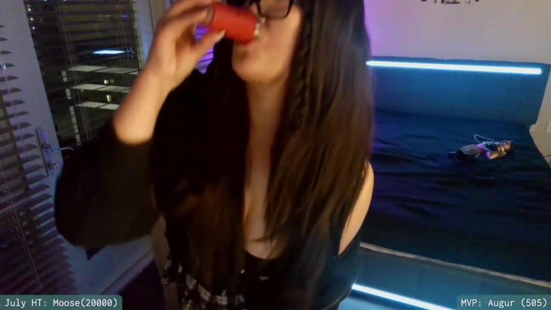 Gallery image thumbnail from error0o0o0ro0's myfreecams stream on, 07/10/2026, 04:17 image 4 of 20