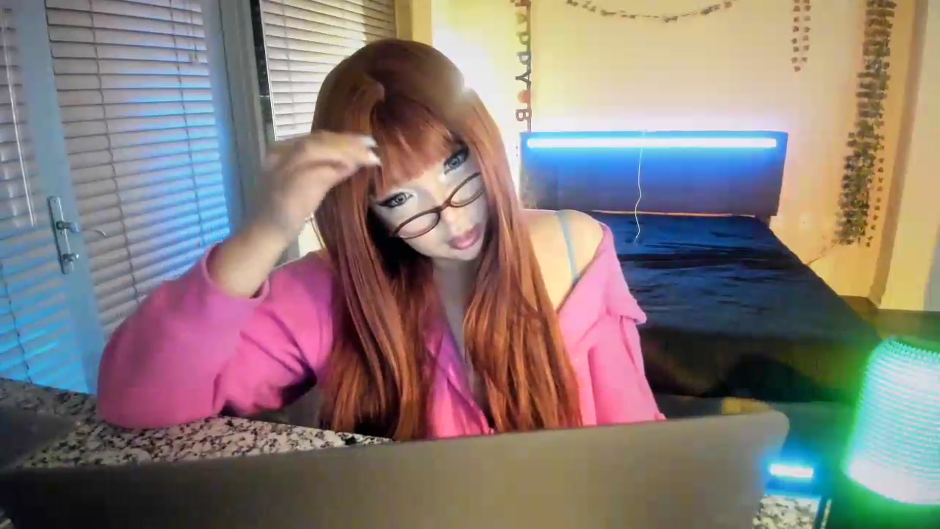 Gallery image thumbnail from error0o0o0ro0's myfreecams stream on, 07/30/2026, 04:51 image 7 of 20