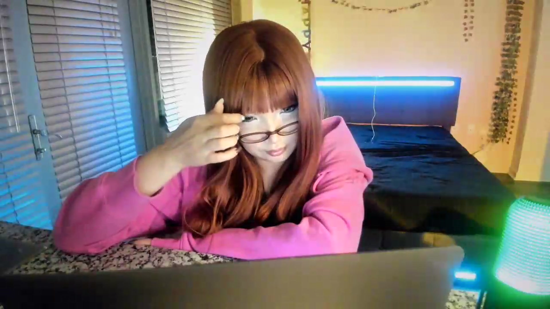 Gallery image thumbnail from error0o0o0ro0's myfreecams stream on, 07/30/2026, 04:51 image 18 of 20