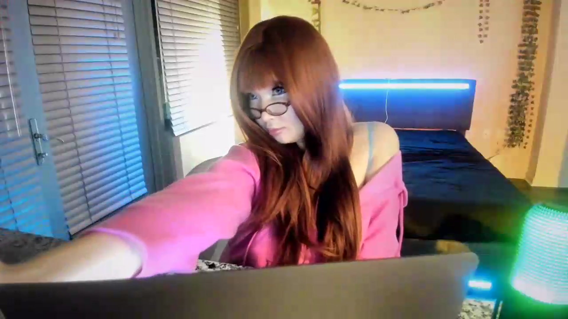 Gallery image thumbnail from error0o0o0ro0's myfreecams stream on, 07/30/2026, 04:51 image 11 of 20