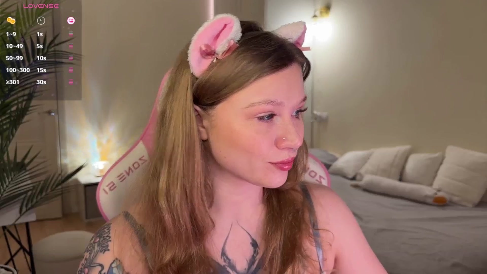 Gallery image thumbnail from euphoriadance's myfreecams stream on, 11/30/2025, 03:13 image 14 of 20